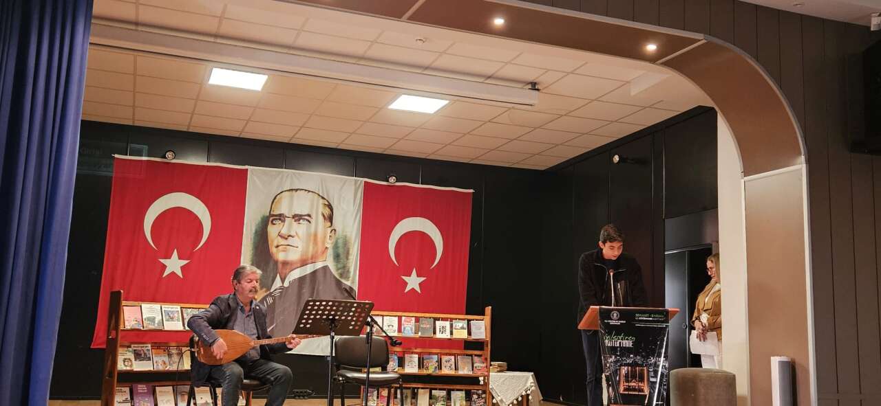 Muğla'da Mısraların Işığında Bir Akşam: Şiir ve Müziğin Büyüleyici Buluşması 5